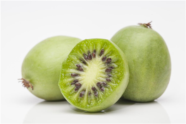 Kiwibeeren: Aromatisch kleine Früchtchen
