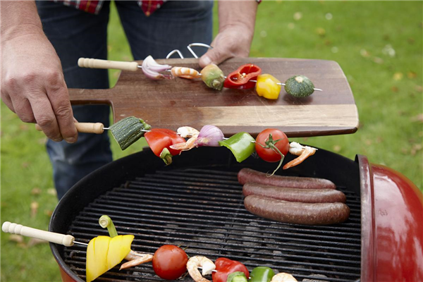 Grills und Outdoorküchen